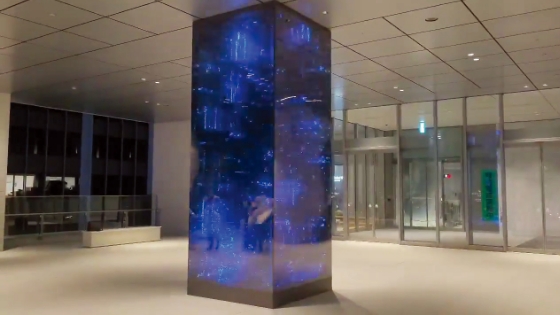 インフィニティ透明フィルムLED